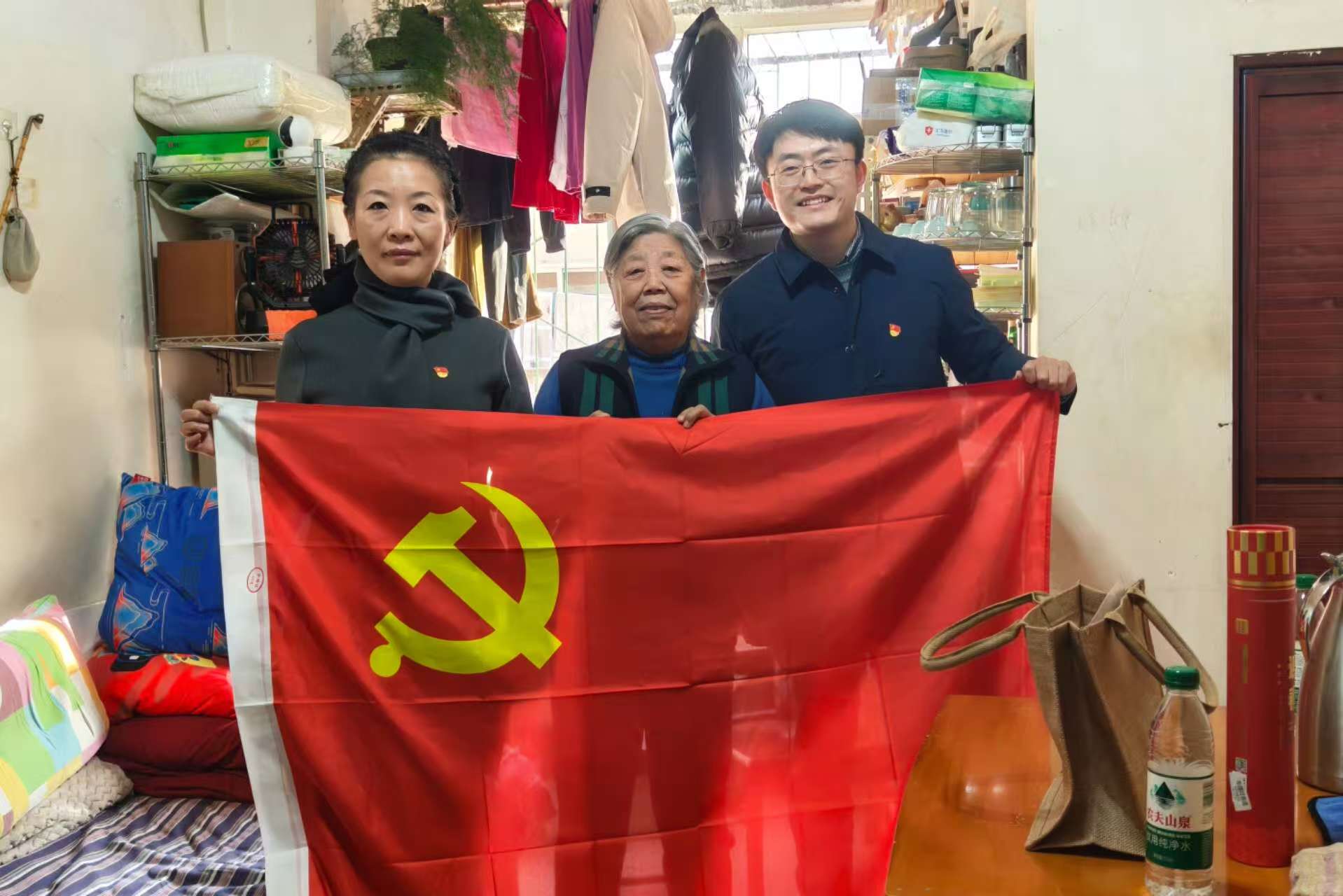 党建引领践初心 四季暖巢传温情 ——北京天安公益基金会开展“四季暖巢·与爱同行”新春暖心慰问活动